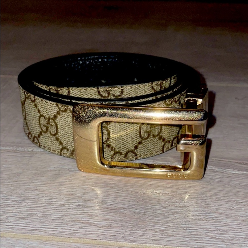 Gucci monogram belt men’s unisex size 44 gold buck